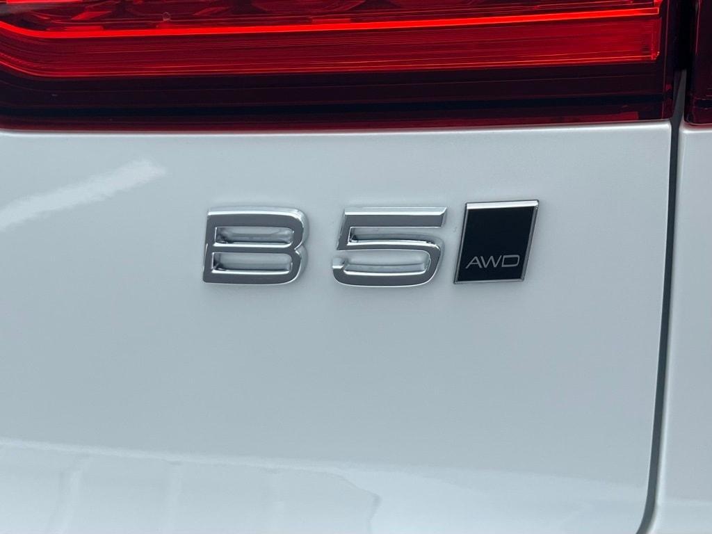 new 2026 Volvo V60 Cross Country car, priced at $62,145
