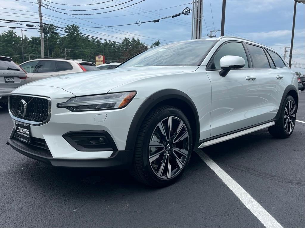 new 2026 Volvo V60 Cross Country car, priced at $62,145