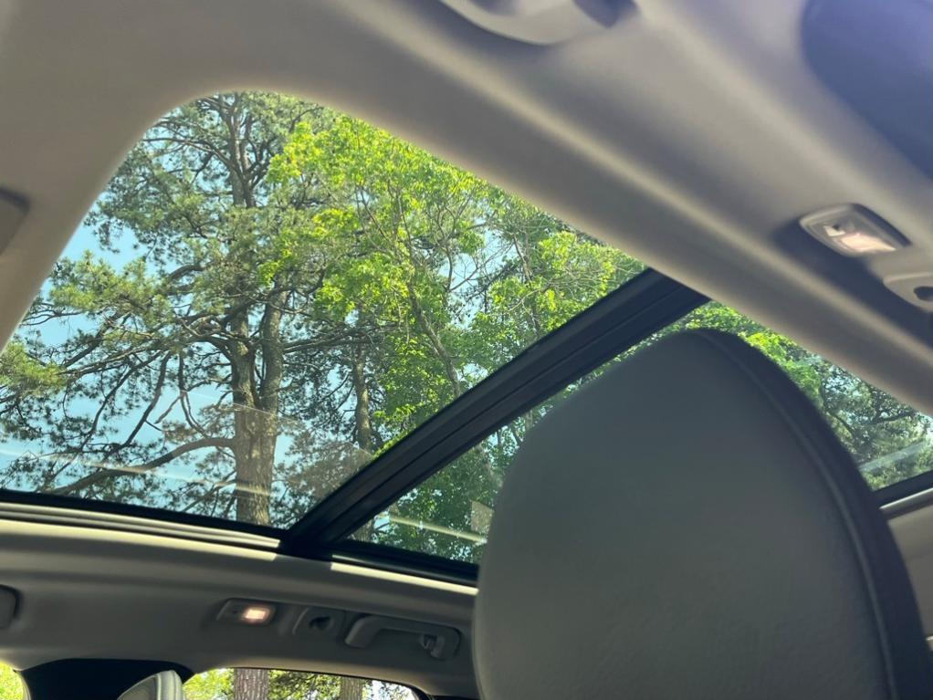 used 2022 Volvo XC60 car, priced at $35,988