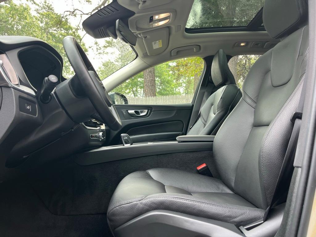used 2025 Volvo XC60 car, priced at $43,542