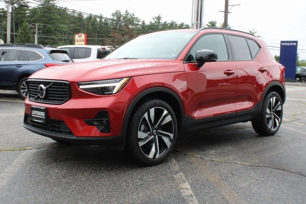 new 2025 Volvo XC40 car, priced at $50,090