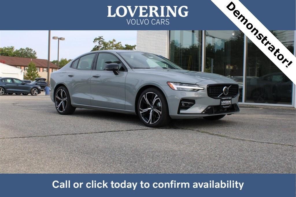 new 2025 Volvo S60 car