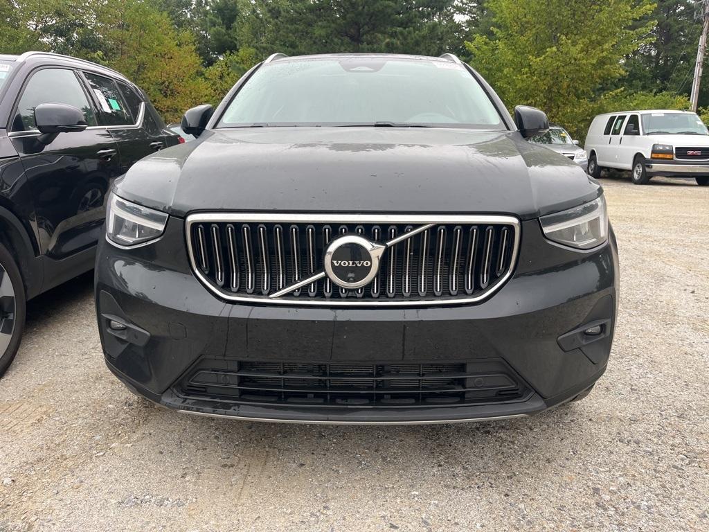used 2025 Volvo XC40 car, priced at $35,988
