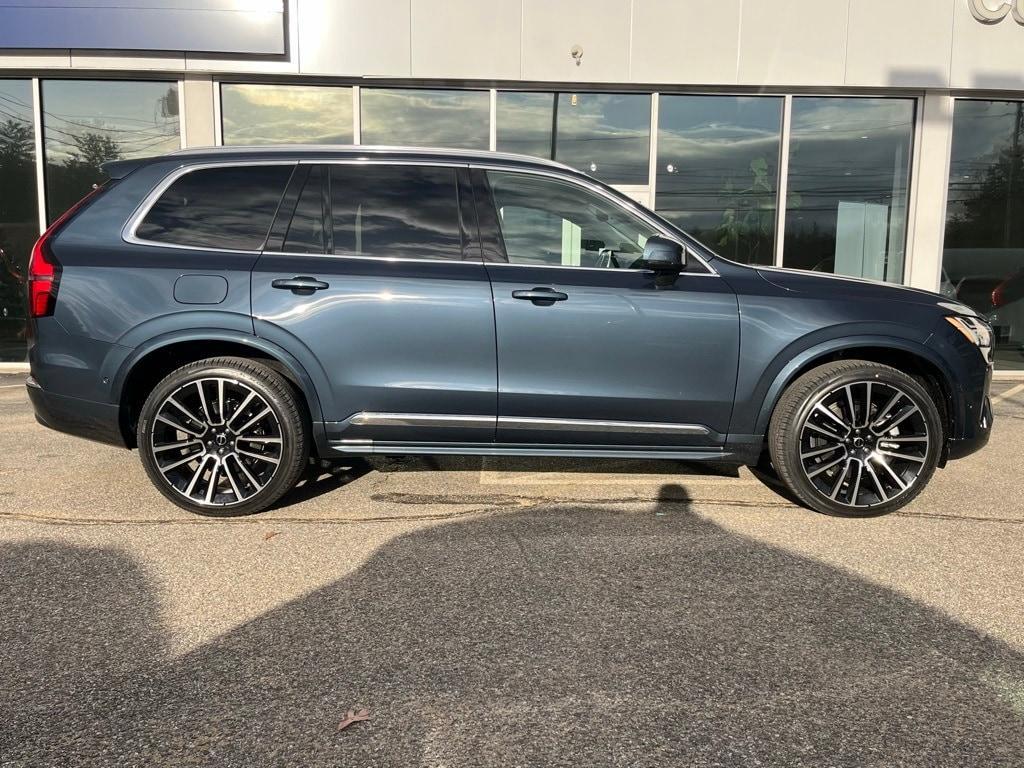 new 2025 Volvo XC90 car