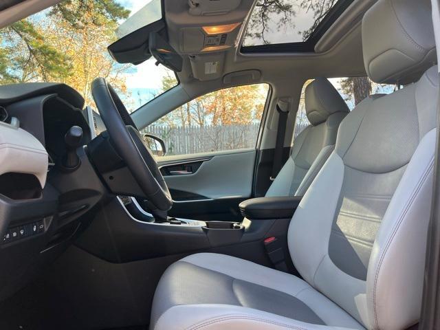 used 2020 Toyota RAV4 Hybrid car, priced at $28,777