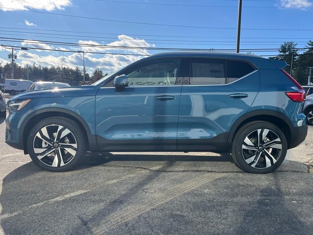 new 2025 Volvo XC40 car, priced at $47,240