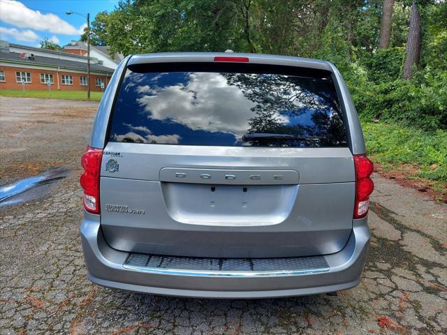 used 2013 Dodge Grand Caravan car, priced at $7,000