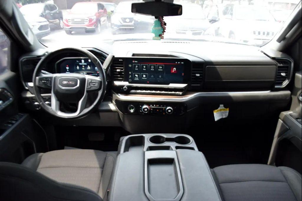 used 2022 GMC Sierra 1500 car, priced at $28,995
