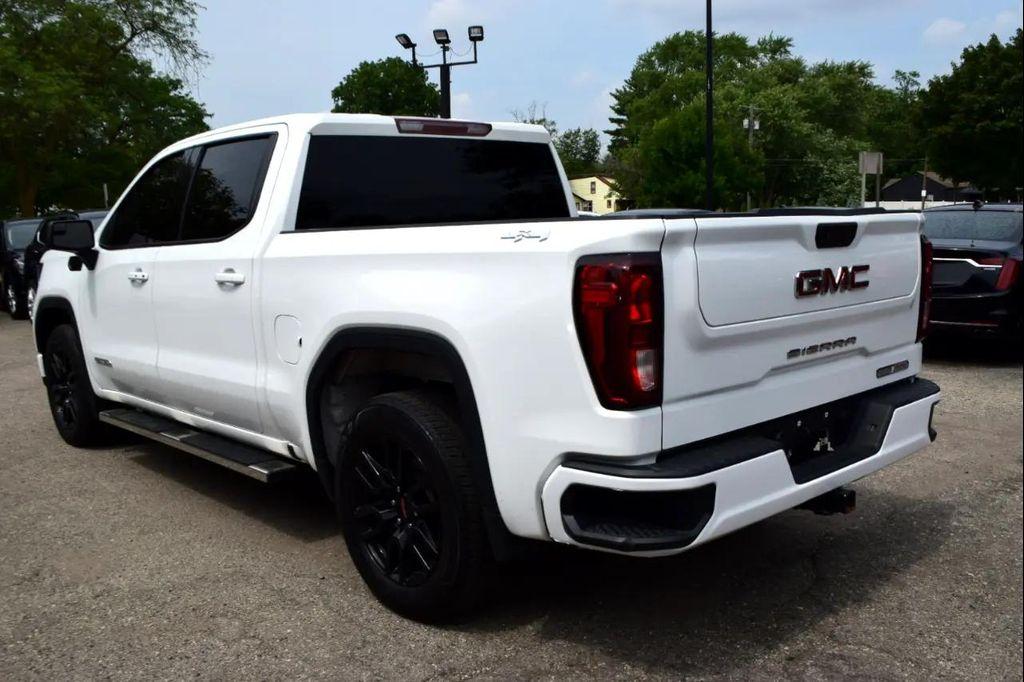 used 2022 GMC Sierra 1500 car, priced at $28,995