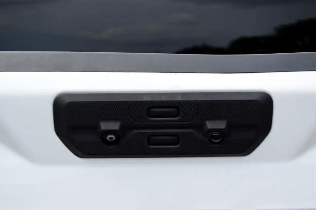 used 2022 GMC Sierra 1500 car, priced at $28,995