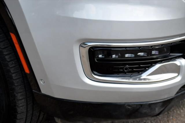 used 2024 Jeep Wagoneer car, priced at $42,995