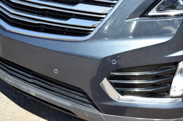 used 2019 Cadillac XT5 car, priced at $16,995