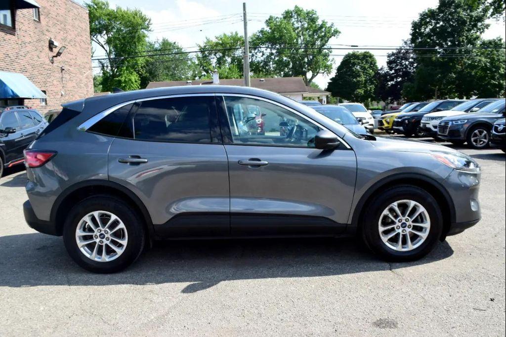 used 2022 Ford Escape car, priced at $14,995