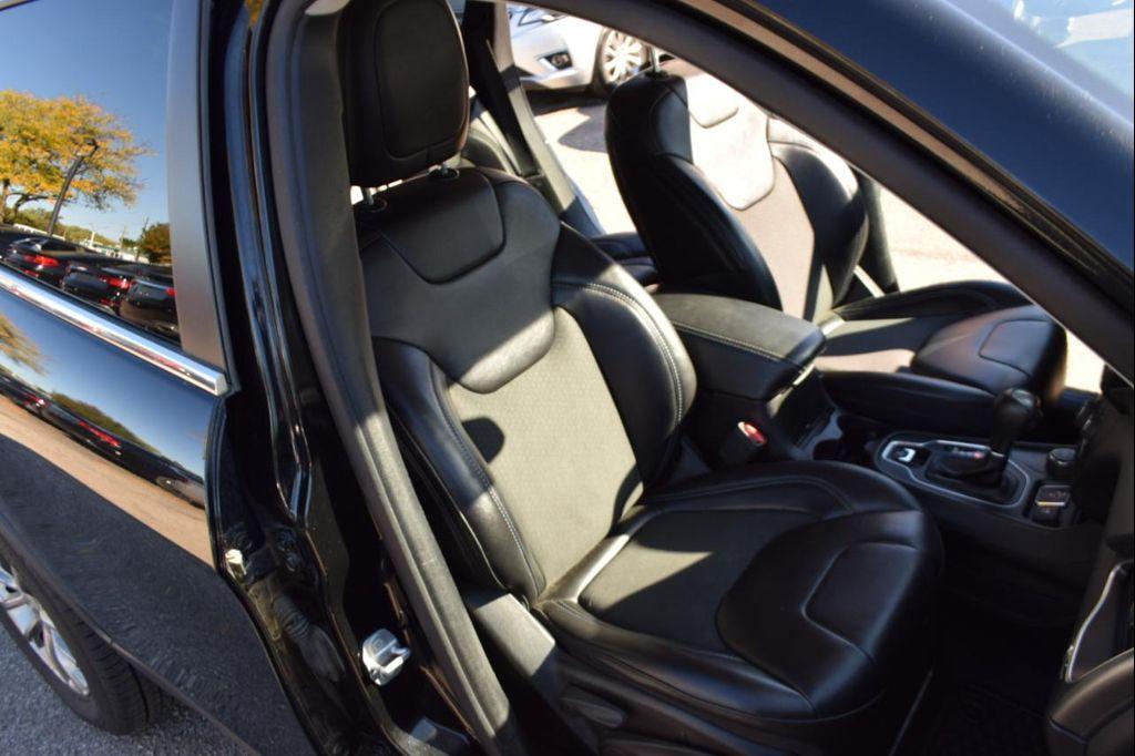 used 2019 Jeep Cherokee car, priced at $11,995