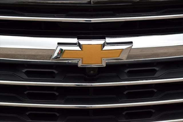 used 2024 Chevrolet Traverse car, priced at $29,995