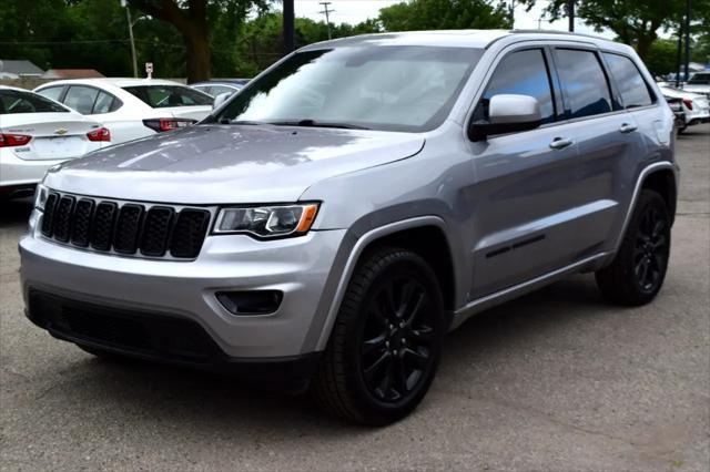 used 2018 Jeep Grand Cherokee car, priced at $15,500