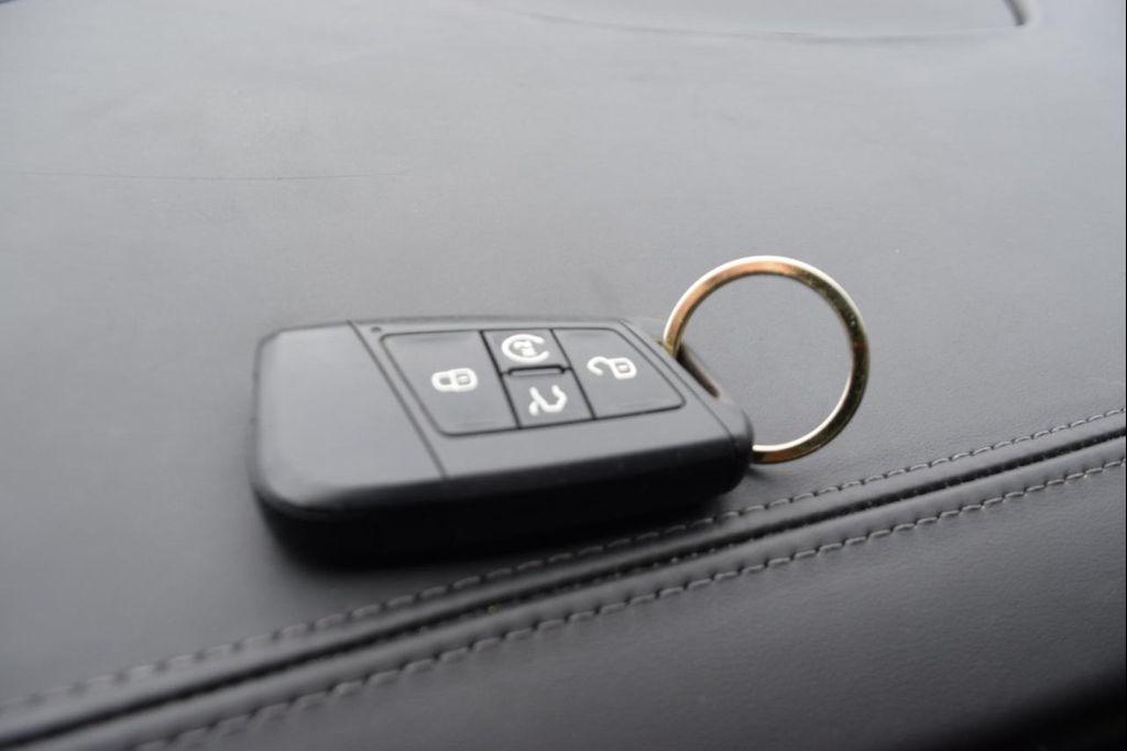 used 2023 Cadillac XT6 car, priced at $29,995