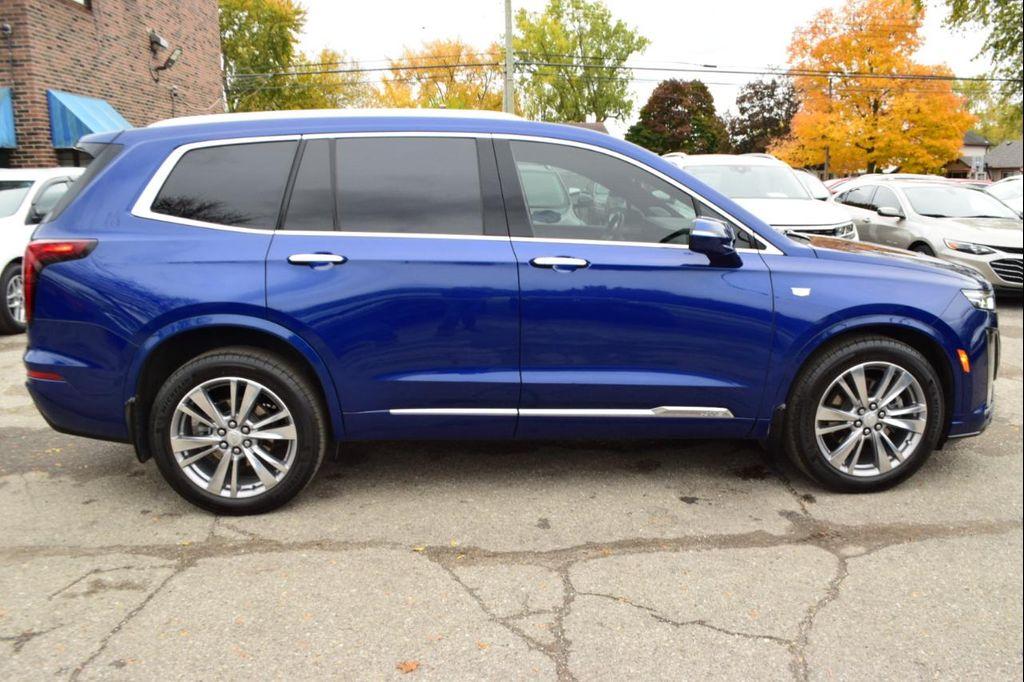 used 2023 Cadillac XT6 car, priced at $29,995