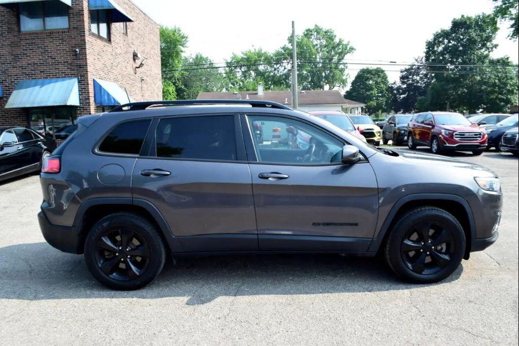 used 2019 Jeep Cherokee car, priced at $13,500