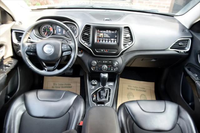 used 2019 Jeep Cherokee car, priced at $13,995
