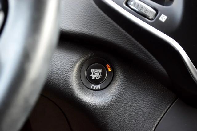 used 2019 Jeep Cherokee car, priced at $13,995