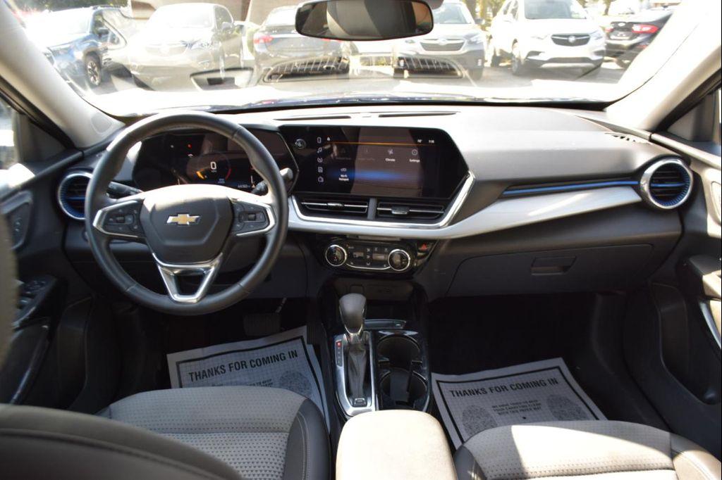 used 2024 Chevrolet Trax car, priced at $14,995