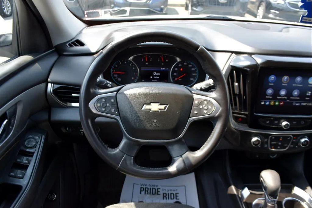 used 2021 Chevrolet Traverse car, priced at $18,500