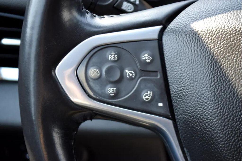 used 2021 Chevrolet Traverse car, priced at $18,500