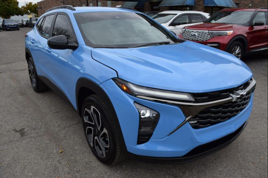 used 2024 Chevrolet Trax car, priced at $15,995