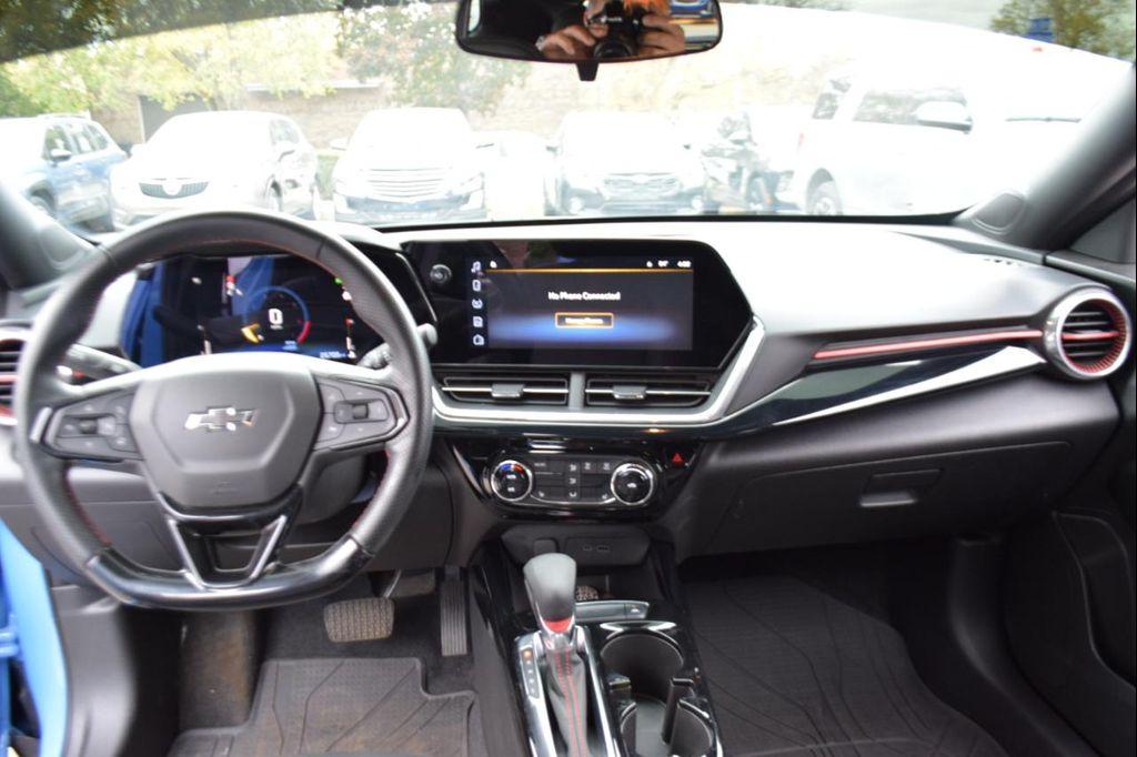 used 2024 Chevrolet Trax car, priced at $15,995