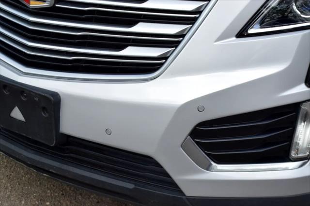 used 2017 Cadillac XT5 car, priced at $12,995