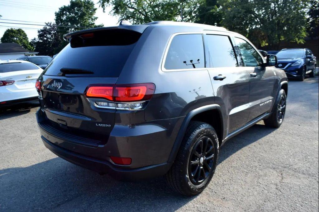 used 2021 Jeep Grand Cherokee car, priced at $17,995
