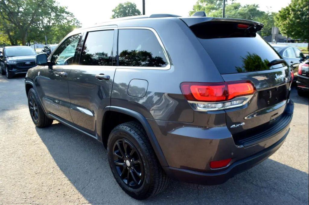 used 2021 Jeep Grand Cherokee car, priced at $17,995