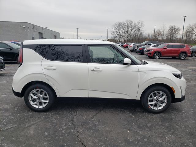 new 2025 Kia Soul car, priced at $24,510