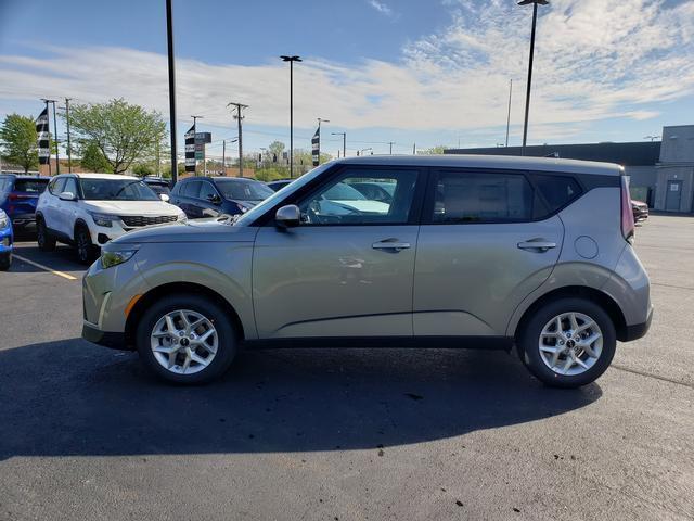 new 2025 Kia Soul car, priced at $21,810