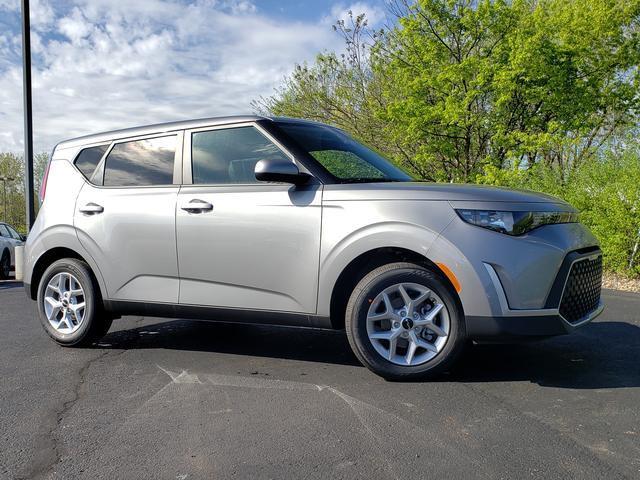 new 2025 Kia Soul car, priced at $21,810
