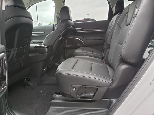 new 2025 Kia Telluride car, priced at $43,205