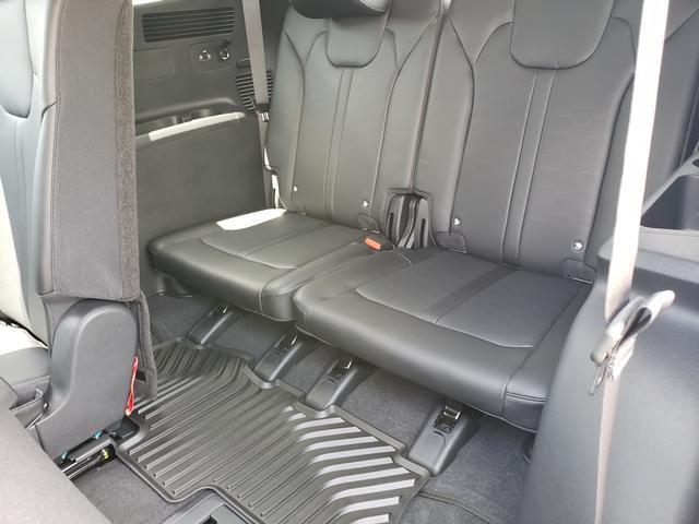 new 2025 Kia Sorento car, priced at $36,170