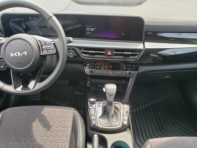 new 2025 Kia Seltos car, priced at $28,040