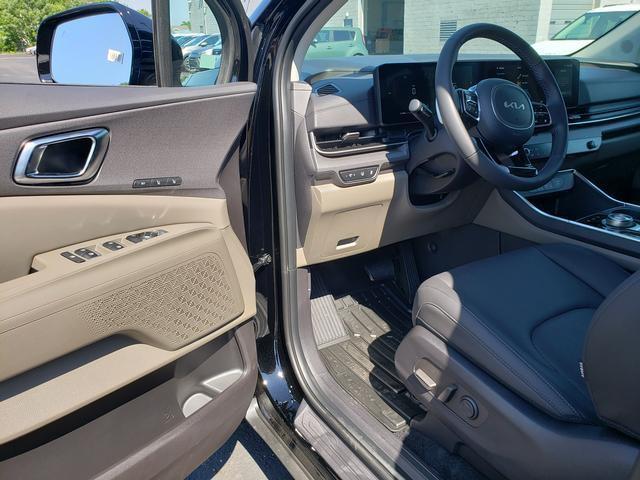 new 2026 Kia Carnival Hybrid car, priced at $44,120