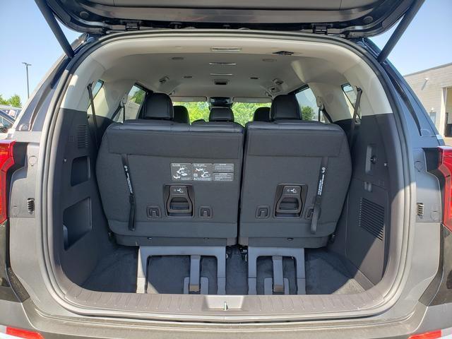 new 2026 Kia Carnival Hybrid car, priced at $44,120
