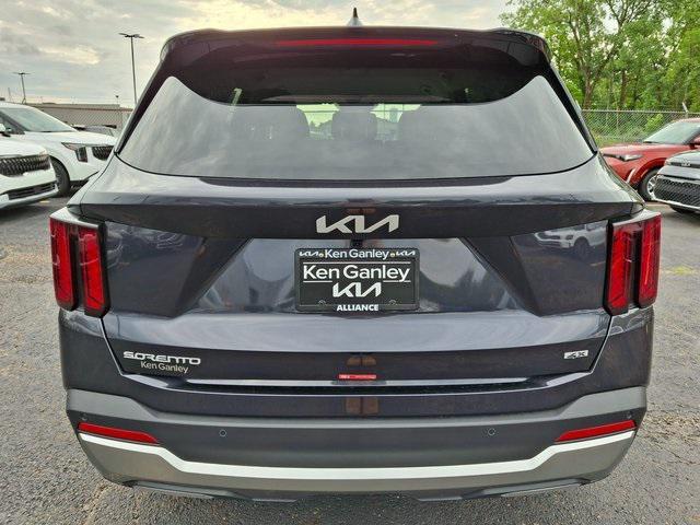 new 2025 Kia Sorento car, priced at $36,150