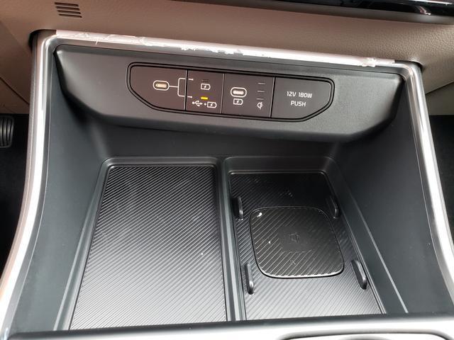 new 2026 Kia Carnival Hybrid car, priced at $44,385