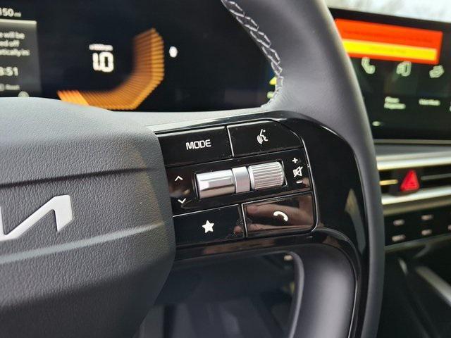 new 2026 Kia Sorento car, priced at $33,200