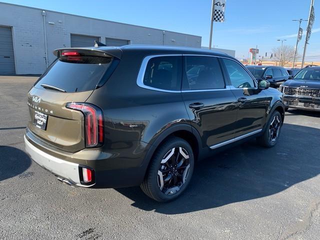 new 2024 Kia Telluride car, priced at $43,250