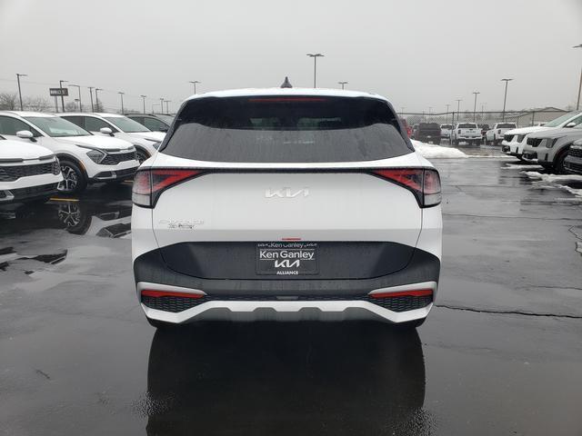 new 2025 Kia Sportage car, priced at $30,405