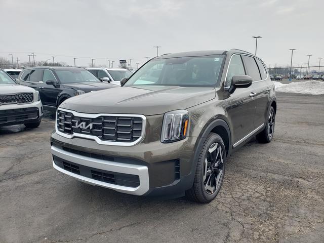 new 2025 Kia Telluride car, priced at $41,610