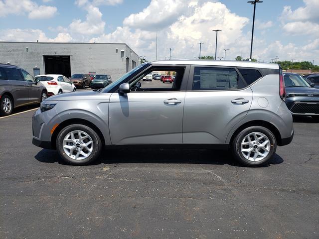 new 2025 Kia Soul car, priced at $21,440