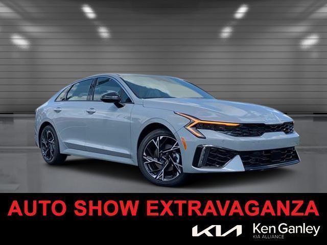 new 2025 Kia K5 car, priced at $30,175