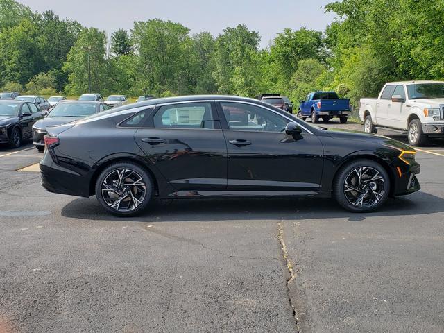 new 2025 Kia K5 car, priced at $30,325